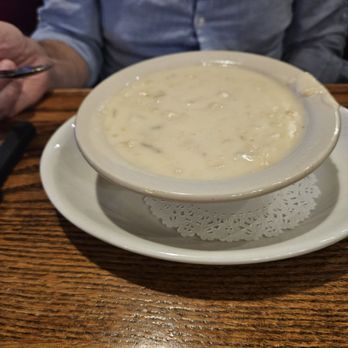 Stoneforge Tavern & Publick House - Clam chowder - American Near Me - Raynham, Massachusetts