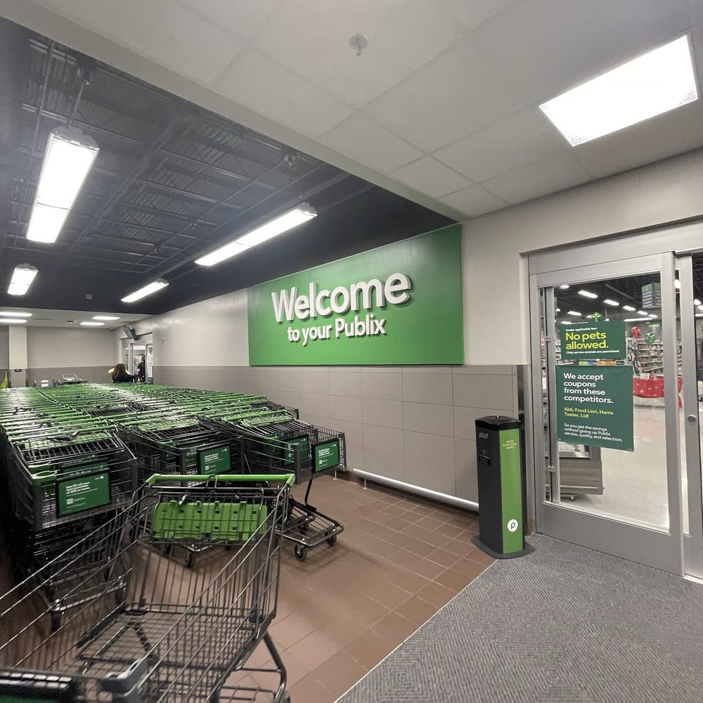 Publix - Welcome sign/cart area - Grocery Near Me - Virginia Beach, Virginia Publix - Welcome sign/cart area - Grocery Near Me - Virginia Beach, Virginia