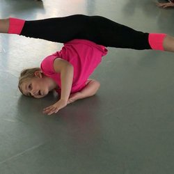 Studio 52 Dance Academy - Contemporain: cours enfants-ados 10-14 ans, niveau base