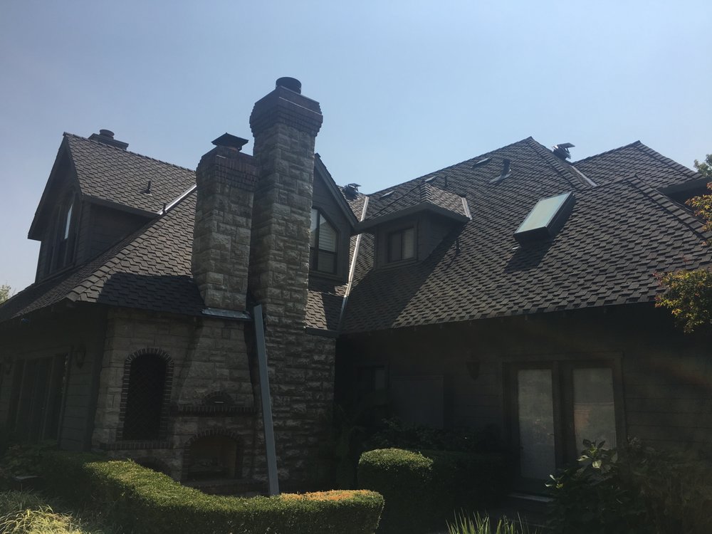 Slide of Horizon Roofing