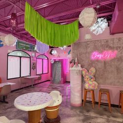 Cheesecaked - Seating