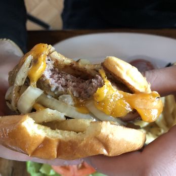 3 Westerly Bar & Grill - Prime Sirloin Burger - New American Near Me - Ossining, New York