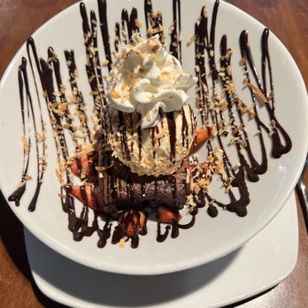 The Public House - Great Dessert For Two - Bars Near Me - Charlotte, North Carolina The Public House - Great Dessert For Two - Bars Near Me - Charlotte, North Carolina