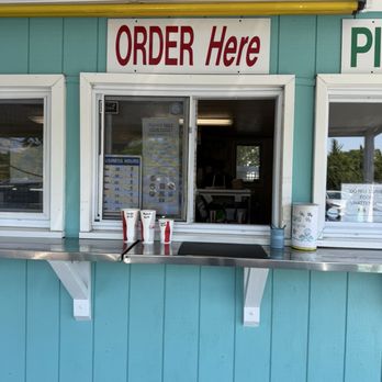 Sea View Snack Bar - Order window - Seafood Near Me - Mystic, Connecticut