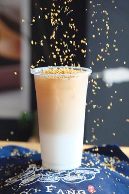 Yifang Taiwan Fruit Tea UW by null