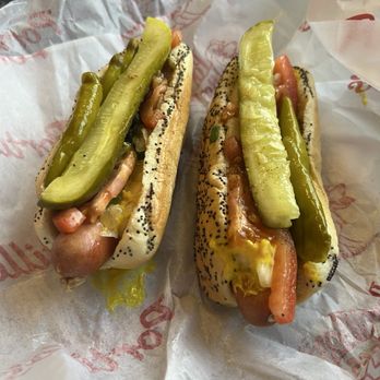 Portillo's Chicago - Addison - Chicago Style Hot Dogs (Serves 8) - Hot Dogs Near Me - Chicago, Illinois Portillo's Chicago - Addison - Chicago Style Hot Dogs (Serves 8) - Hot Dogs Near Me - Chicago, Illinois