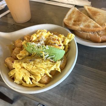 Country Kitchen - Corona - Tater tot breakfast - Breakfast & Brunch Near Me - Corona, California