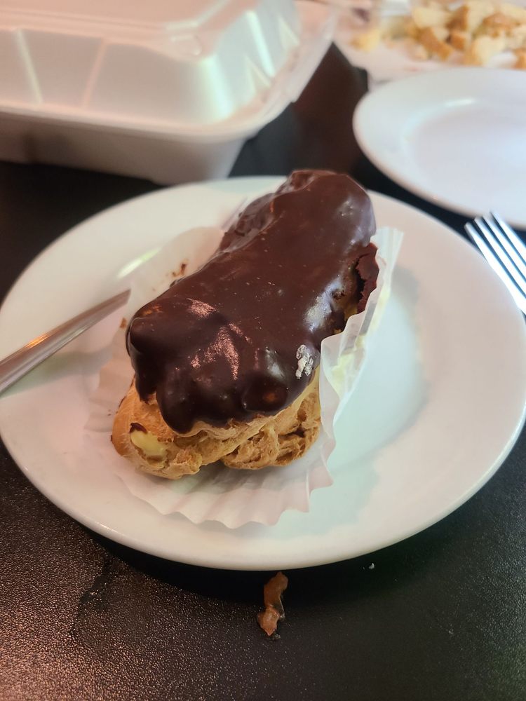 Rigoletto Italian Bakery