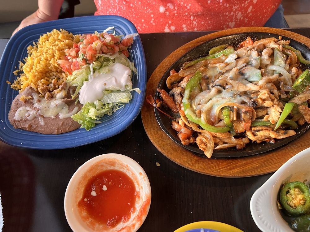 Casa Fiesta Mexican Grill - Red Bay