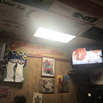 Crazy 'Bout Crawfish - Cajun/Creole Near Me - Breaux Bridge, Louisiana