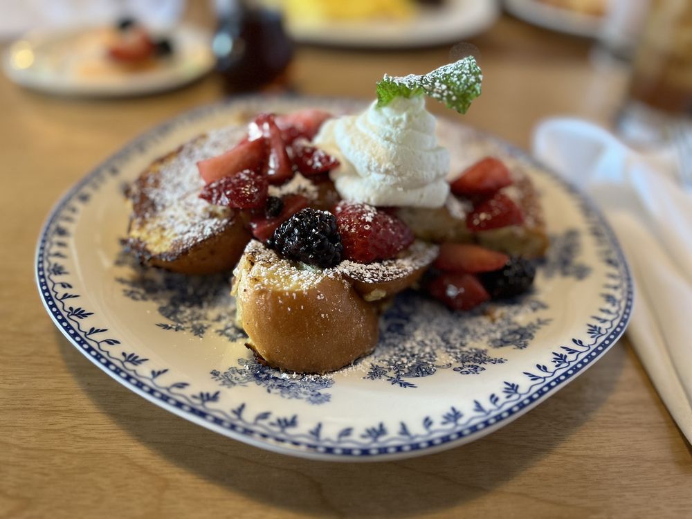 CECILIA 387 Photos & 197 Reviews 2520 Columbia House Blvd