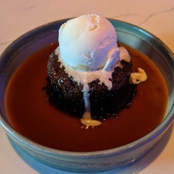 Ramsay's Kitchen - Sticky Toffee Pudding - American Near Me - Boston, Massachusetts Ramsay's Kitchen - Sticky Toffee Pudding - American Near Me - Boston, Massachusetts