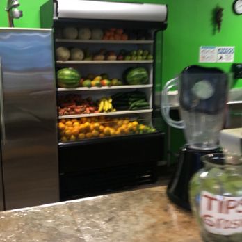 Jugolandia - Juice Bars & Smoothies Near Me - Des Moines, Iowa