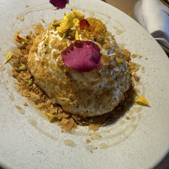 Khâluna - Laotian Near Me - Minneapolis, Minnesota
