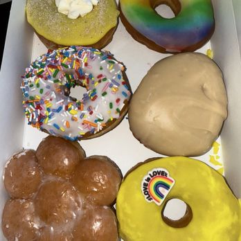 Bakery Express - Variety of 1/2 Dozen Variety Fresh Donuts. They even make specialty donuts, doing holidays or other events. - Bakeries Near Me - Halethorpe, Maryland Bakery Express - Variety of 1/2 Dozen Variety Fresh Donuts. They even make specialty donuts, doing holidays or other events. - Bakeries Near Me - Halethorpe, Maryland
