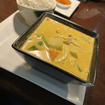 Lemongrass Thai & Sushi - Yellow Curry - Sushi Bars Near Me - Columbus, Georgia Lemongrass Thai & Sushi - Yellow Curry - Sushi Bars Near Me - Columbus, Georgia
