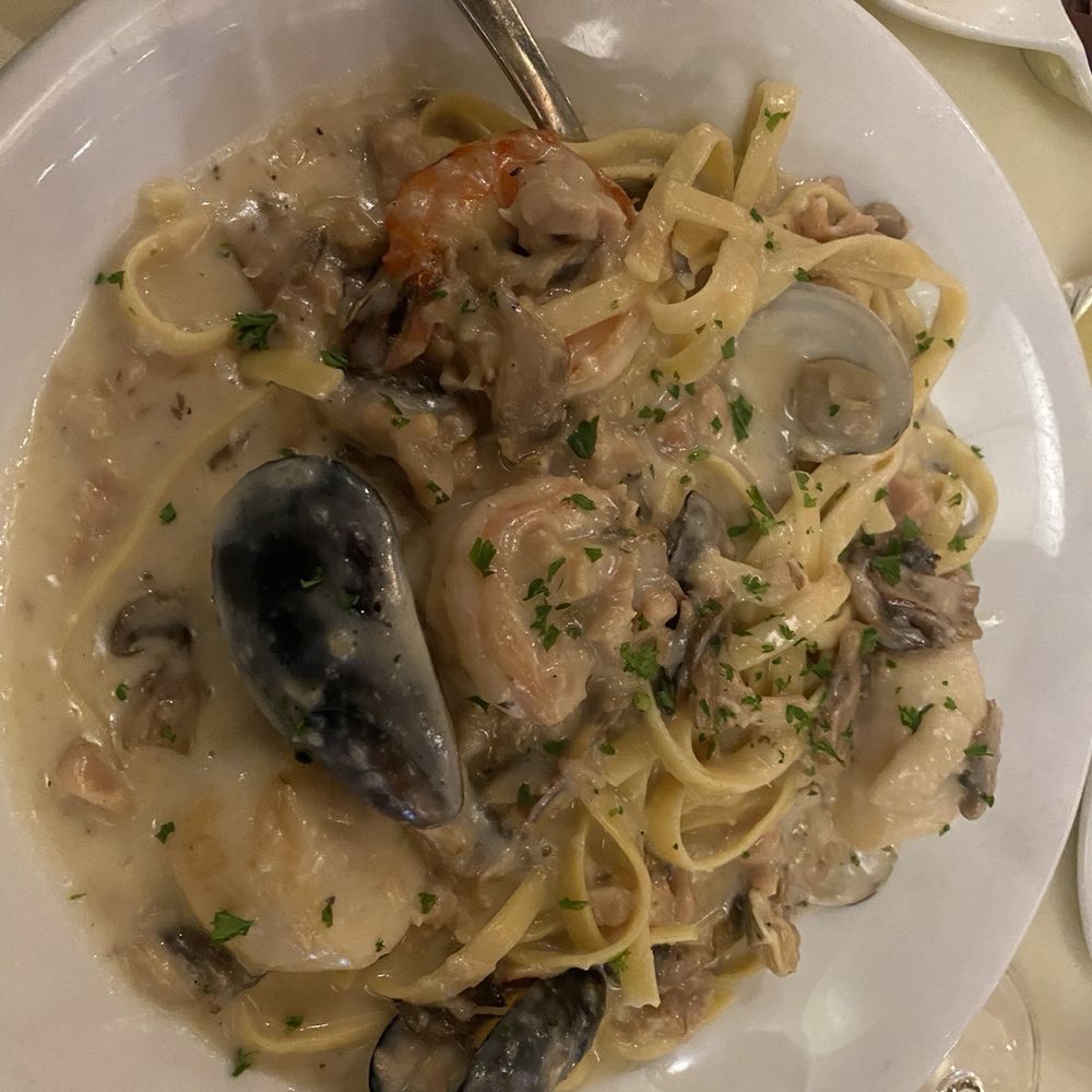 Vittoria - Seafood Vittoria - Italian Near Me - Powell, Ohio Vittoria - Seafood Vittoria - Italian Near Me - Powell, Ohio