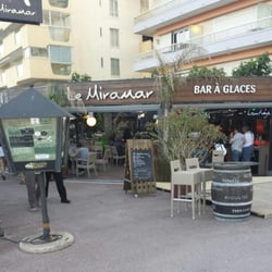 Bar le Miramar - Entrée du restaurant