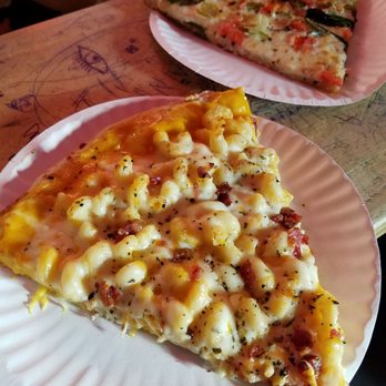 Up-Down - Mac and cheese pizza - Arcades Near Me - Kansas City, Missouri