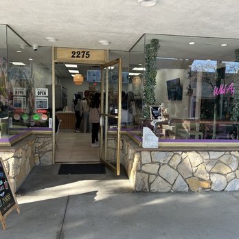 Wild Acai - Outside - Acai Bowls Near Me - Montrose, California Wild Acai - Outside - Acai Bowls Near Me - Montrose, California