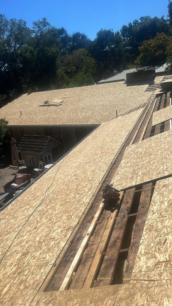 Slide of Roofin Services