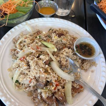 Osha Authentic Thai and Sushi bar - Friend Fried Rice with crispy pork - Thai Near Me - Boca Raton, Florida Osha Authentic Thai and Sushi bar - Friend Fried Rice with crispy pork - Thai Near Me - Boca Raton, Florida