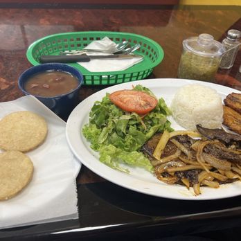 Roasti Pollo - Liver n onions & arepas - Chicken Shop Near Me - Houston, Texas Roasti Pollo - Liver n onions & arepas - Chicken Shop Near Me - Houston, Texas