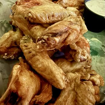 Royal Inn Bar - .75 cent wings on Monday - Dive Bars Near Me - Royal Oak, Michigan Royal Inn Bar - .75 cent wings on Monday - Dive Bars Near Me - Royal Oak, Michigan