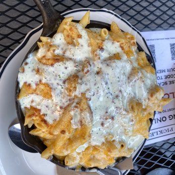 Jacob's Pickles - Buffalo Chicken Mac and Cheese - Comfort Food Near Me - New York, New York