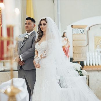 Elizabeth's Tailoring - Sewing & Alterations Near Me - Moreno Valley, California