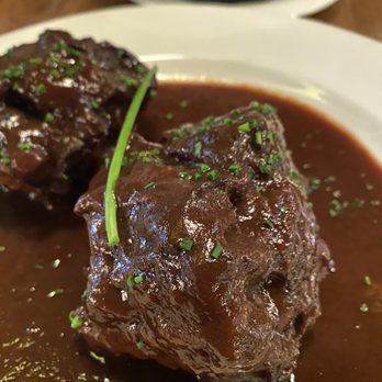 Sagardi Basque Country Chefs - Oxtail - Basque Near Me - London, XGL Sagardi Basque Country Chefs - Oxtail - Basque Near Me - London, XGL