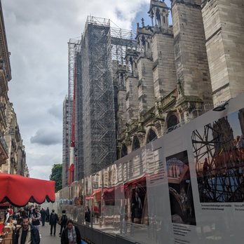 Notre Dame View - Paris, 75 Notre Dame View - Paris, 75