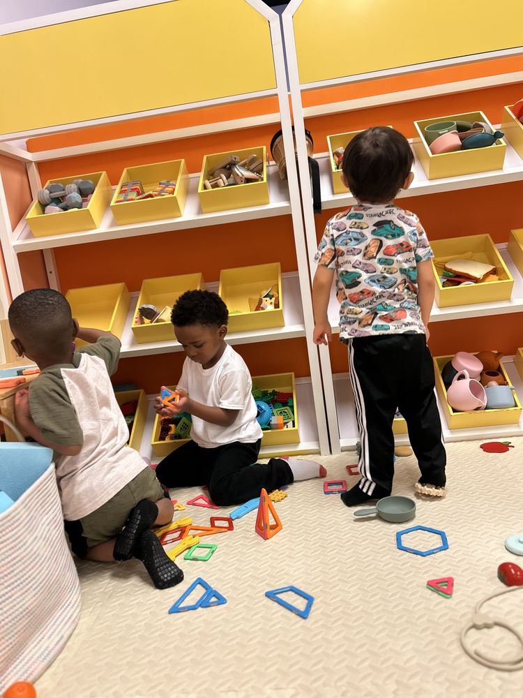 Tay’s Tiny Tots Daycare - childcare center in Dallas, TX