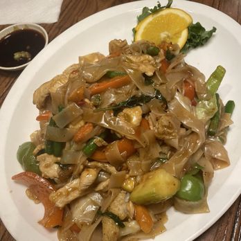 Thaicoon & Sushi Bar - Chicken Pad key mao (drunken noodles), so delicious! - Thai Near Me - Marietta, Georgia Thaicoon & Sushi Bar - Chicken Pad key mao (drunken noodles), so delicious! - Thai Near Me - Marietta, Georgia