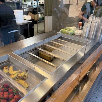Pur Bowls - Bar - Acai Bowls Near Me - Carson, California