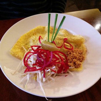Bolan Thai Cuisine - Bolan pad Thai - $13.95 - Thai Near Me - Toronto, Ontario Bolan Thai Cuisine - Bolan pad Thai - $13.95 - Thai Near Me - Toronto, Ontario