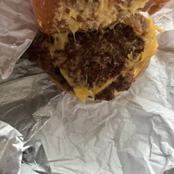 Mr Beastburger - no toppings? awesome!