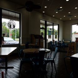 Tropical Smoothie Cafe - They've updated their inside colors.