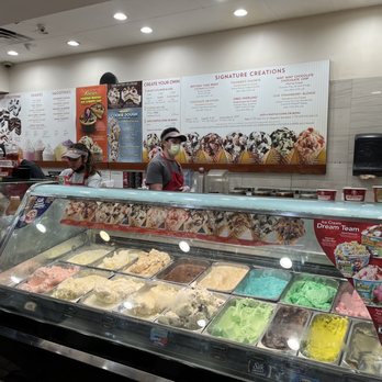 Cold Stone Creamery - Ice Cream & Frozen Yogurt Near Me - Burbank, California Cold Stone Creamery - Ice Cream & Frozen Yogurt Near Me - Burbank, California