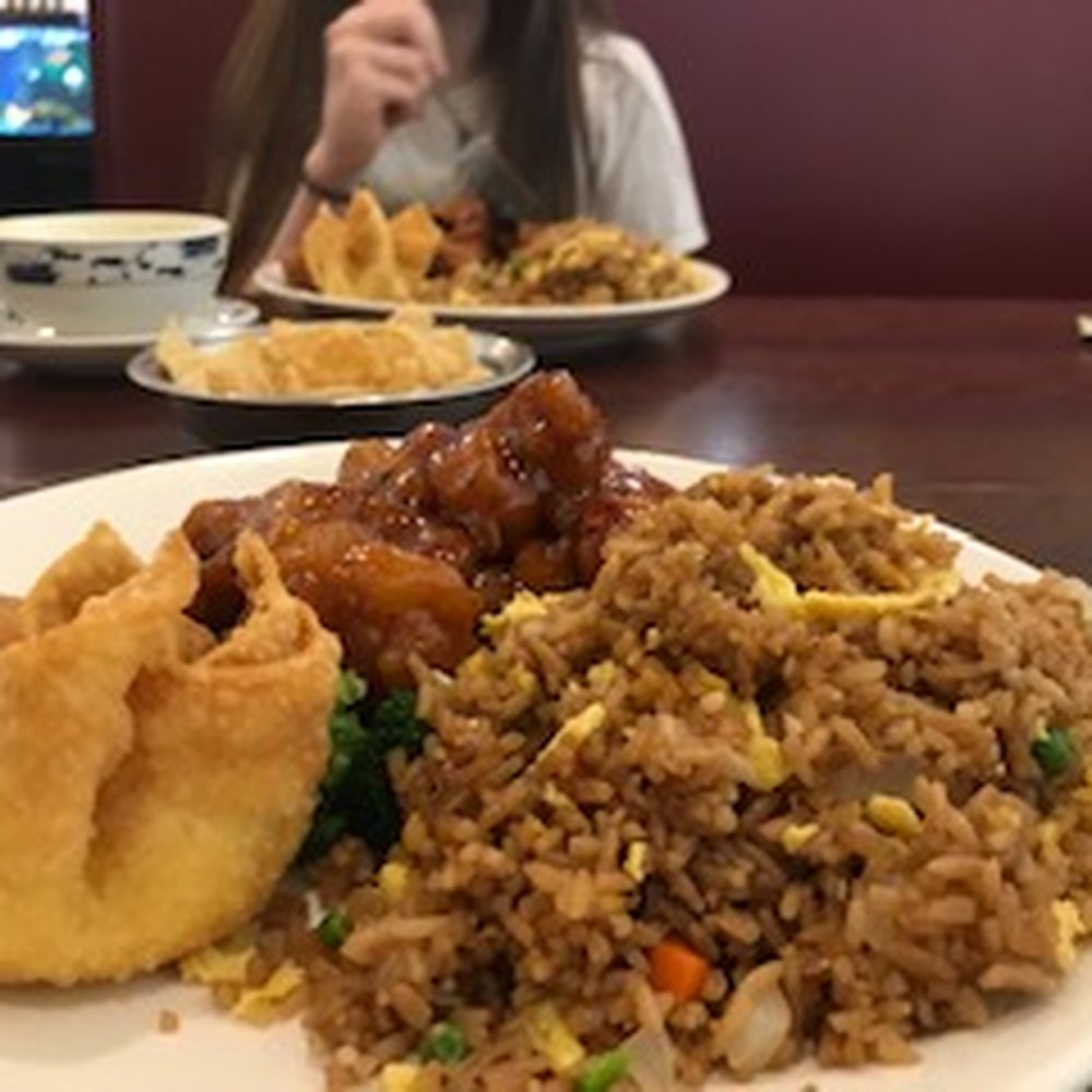 Hunan - Featuring my friend Sammy :D - Chinese Near Me - Excelsior Springs, Missouri