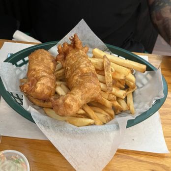 Flynn's Irish Tavern - Beer battered fish & chips - Irish Near Me - North Myrtle Beach, South Carolina