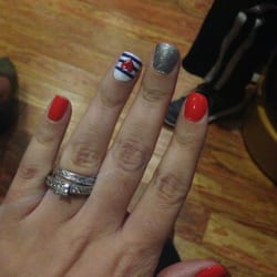 Pinkie Nails - Mani with a design