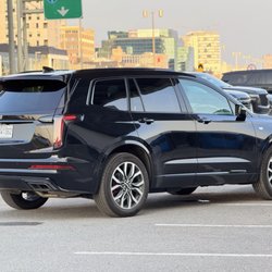 Palm Luxury Limo