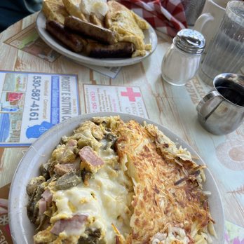 Wagon Train Coffee Shop - Billy's special (they didn't bring out the biscuit) and French breakfast with sausage - Coffee & Tea Near Me - Truckee, California Wagon Train Coffee Shop - Billy's special (they didn't bring out the biscuit) and French breakfast with sausage - Coffee & Tea Near Me - Truckee, California