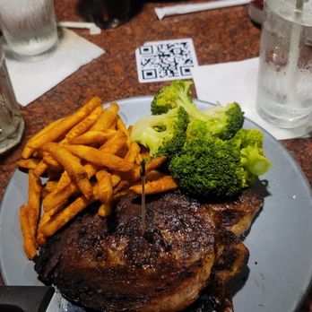 Stan's Restaurant & Bar - Burnt steaks, terrible fries and raw broccoli - Seafood Near Me - Washington, DC, District of Columbia Stan's Restaurant & Bar - Burnt steaks, terrible fries and raw broccoli - Seafood Near Me - Washington, DC, District of Columbia