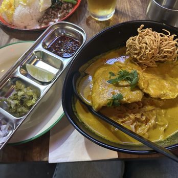 Kin Len - Thai Street Eats - Khao Soi Noodle - Thai Near Me - San Diego, California Kin Len - Thai Street Eats - Khao Soi Noodle - Thai Near Me - San Diego, California