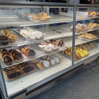Dutch Maid Bakery - Bakeries Near Me - Sauk Rapids, Minnesota Dutch Maid Bakery - Bakeries Near Me - Sauk Rapids, Minnesota