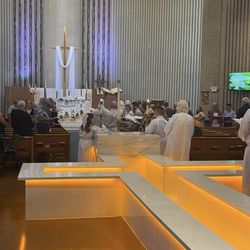 Shepherd of the Valley Lutheran Church - Sunday Service