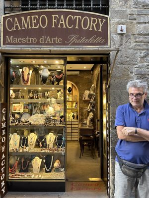 CAMEO FACTORY - Updated June 2026 - 11 Photos - Via Borgo Santi 