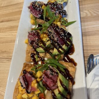 Northern Taphouse - Ahi tuna appetizer - Burgers Near Me - Woodbury, Minnesota